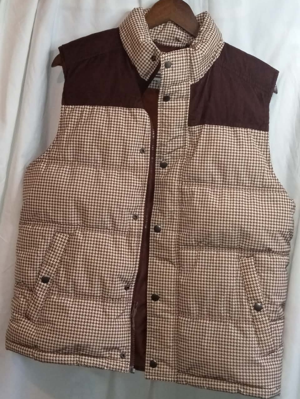 Goodfellow & Co Brown Houndstooth Quilted Vest Brown Corduroy Yoke Vintage Snap